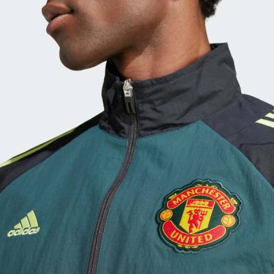 manchester_united_woven_track_top_black_green_night_pulse_lime_7.jpg