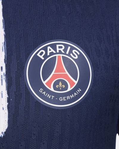 paris_saint_germain_2024_25_nike_home_kit_05.jpeg